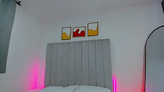 amy robertz online show from 12.20.25