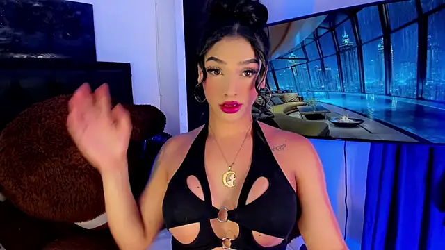 Maryonthemoon online show from 10.15.25