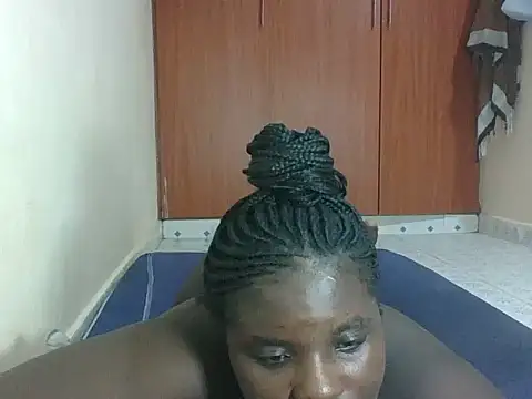 Snapshot of hotebbbyy chatting on 04.13.26 hotebbbyy online show from 04.13.26