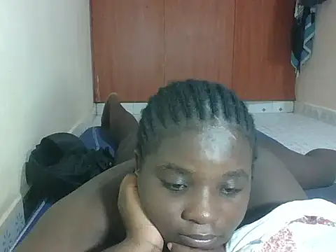 Snapshot of hotebbbyy chatting on 05.02.26 hotebbbyy online show from 05.02.26