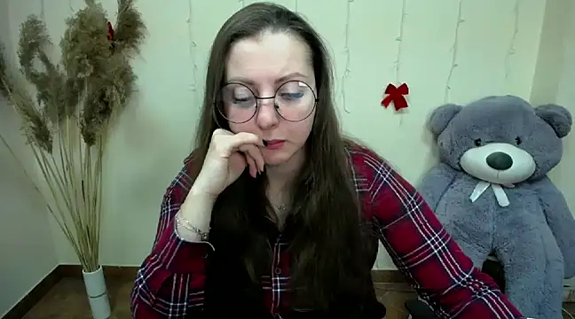 Snapshot of _Annabelle_Lee chatting on 12.28.24 Annabelle Lee online show from 12.28.24