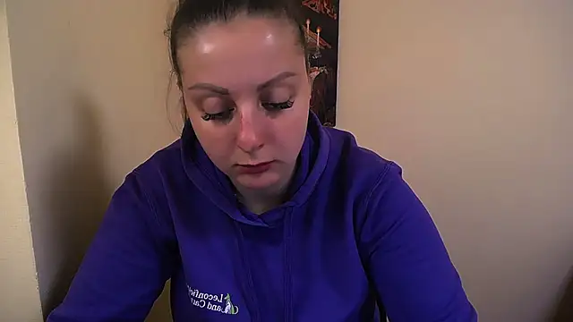 Snapshot of _Annabelle_Lee chatting on 10.13.25 Annabelle Lee online show from 10.13.25