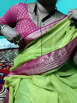 Snapshot of kasmika_kasmika chatting on 12.17.24 kasmika kasmika online show from 12.17.24