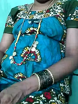 Snapshot of kasmika_kasmika chatting on 12.19.24 kasmika kasmika online show from 12.19.24