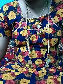 Snapshot of kasmika_kasmika chatting on 12.20.24 kasmika kasmika online show from 12.20.24