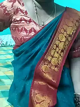 Snapshot of kasmika_kasmika chatting on 01.12.25 kasmika kasmika online show from 01.12.25