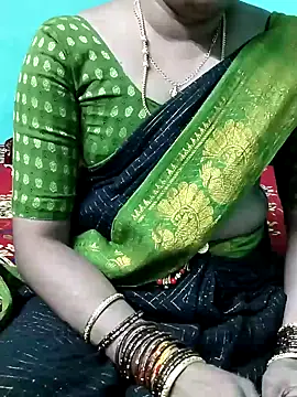 Snapshot of kasmika_kasmika chatting on 01.28.25 kasmika kasmika online show from 01.28.25