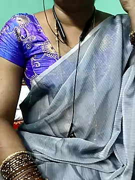 Snapshot of kasmika_kasmika chatting on 02.12.25 kasmika kasmika online show from 02.12.25