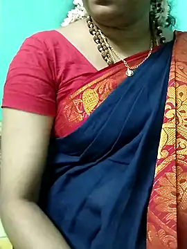 Snapshot of kasmika_kasmika chatting on 02.21.25 kasmika kasmika online show from 02.21.25