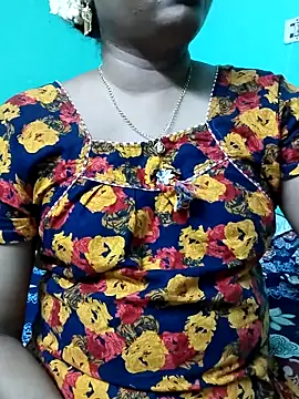 Snapshot of kasmika_kasmika chatting on 03.15.25 kasmika kasmika online show from 03.15.25