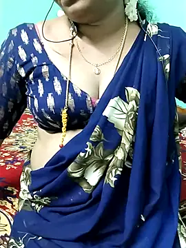 Snapshot of kasmika_kasmika chatting on 03.22.25 kasmika kasmika online show from 03.22.25