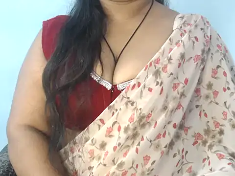 Snapshot of sapna-ji chatting on 12.26.24 sapna-ji online show from 12.26.24