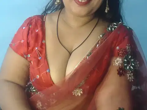 Snapshot of sapna-ji chatting on 12.31.24 sapna-ji online show from 12.31.24