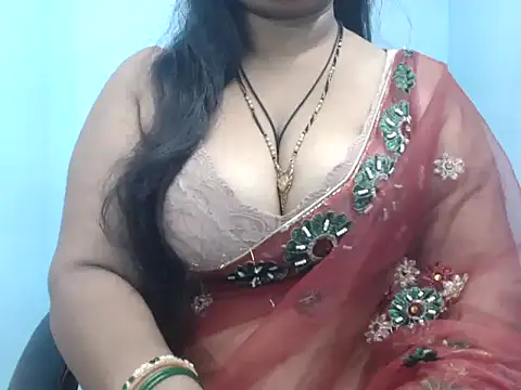 Snapshot of sapna-ji chatting on 01.27.25 sapna-ji online show from 01.27.25