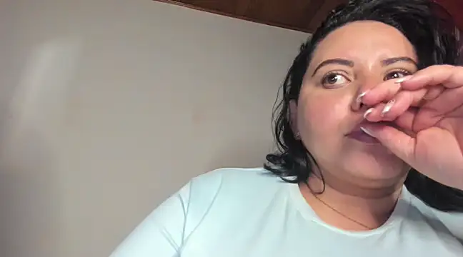 tetasgrandes karol online show from 03.23.25