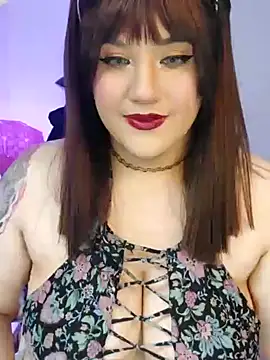 Snapshot of ItsNaiixa chatting on 12.23.24 ItsNaiixa online show from 12.23.24