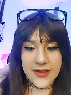 Snapshot of ItsNaiixa chatting on 02.02.25 ItsNaiixa online show from 02.02.25