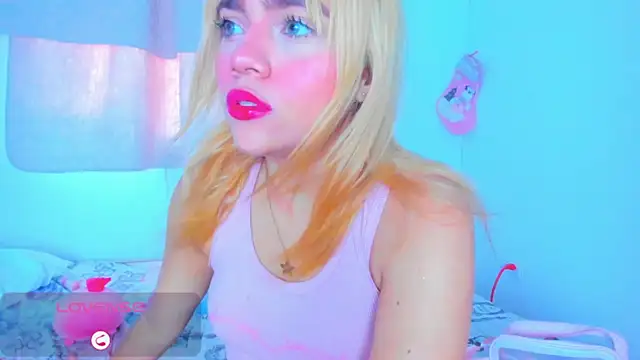 Snapshot of Sweet_MaryJane2 chatting on 12.13.24 Sweet MaryJane2 online show from 12.13.24