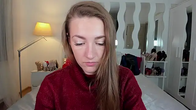 KateRedgar online show from 02.19.25