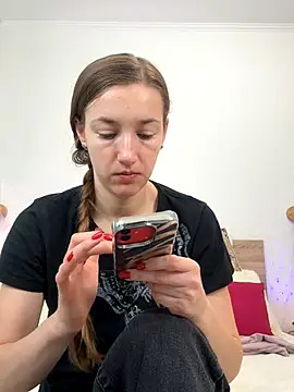 KateRedgar online show from 11.08.25