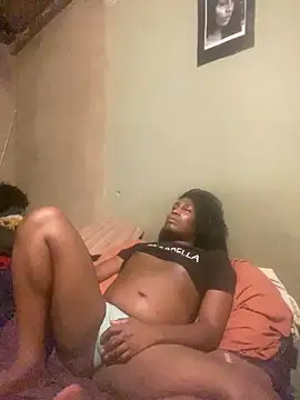 Moorella1 online show from 04.04.26