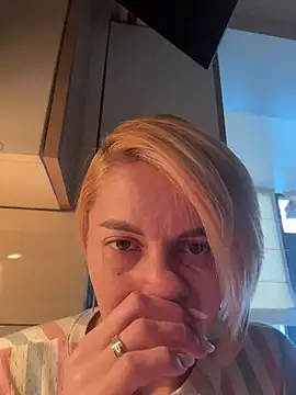 Snapshot of tanyagrey chatting on 01.12.26 tanyagrey online show from 01.12.26