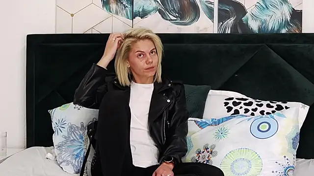 tanyagrey online show from 04.15.26