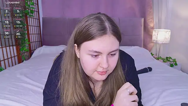 Snapshot of Mia__Peach chatting on 03.01.25 Mia Peach online show from 03.01.25