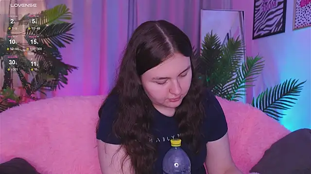 Snapshot of Mia__Peach chatting on 03.10.25 Mia Peach online show from 03.10.25