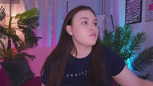 Snapshot of Mia__Peach chatting on 03.11.25 Mia Peach online show from 03.11.25