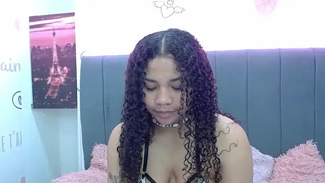 Snapshot of KittyBrookex chatting on 01.24.25 KittyBrookex online show from 01.24.25