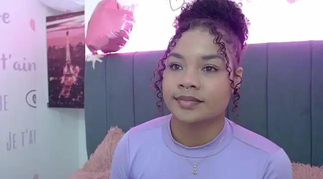 Snapshot of KittyBrookex chatting on 02.19.25 KittyBrookex online show from 02.19.25