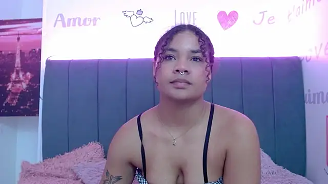 Snapshot of KittyBrookex chatting on 02.22.25 KittyBrookex online show from 02.22.25