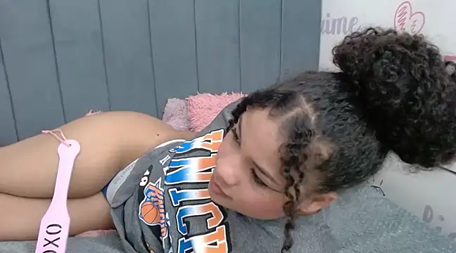 Snapshot of KittyBrookex chatting on 02.25.25 KittyBrookex online show from 02.25.25