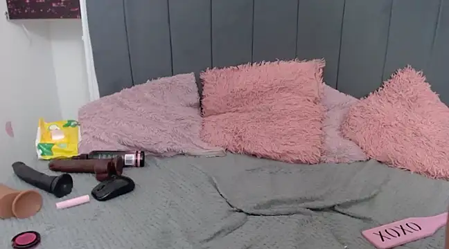 Snapshot of KittyBrookex chatting on 02.27.25 KittyBrookex online show from 02.27.25