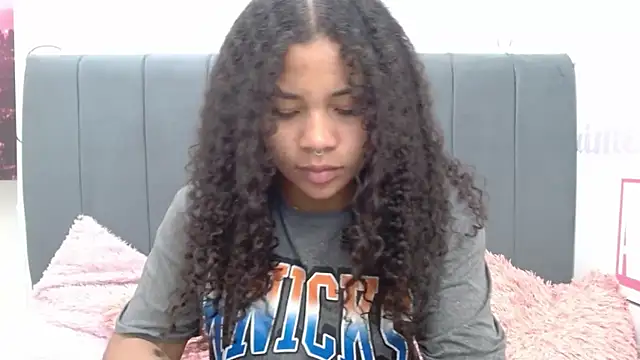 Snapshot of KittyBrookex chatting on 03.17.25 KittyBrookex online show from 03.17.25