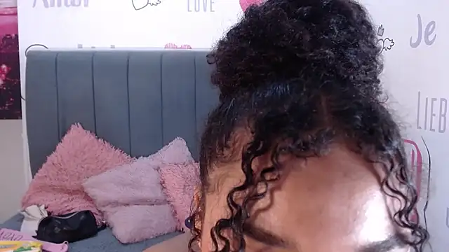 Snapshot of KittyBrookex chatting on 09.30.25 KittyBrookex online show from 09.30.25