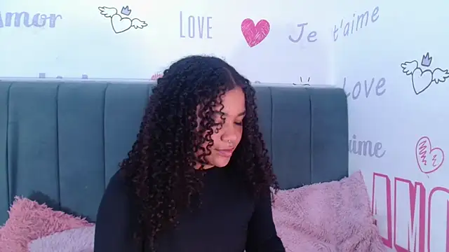 Snapshot of KittyBrookex chatting on 10.27.25 KittyBrookex online show from 10.27.25