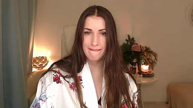 MaryMalory11 online show from 12.21.25