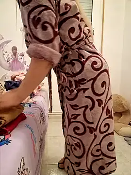 Snapshot of lamorbosa37 chatting on 01.18.25 lamorbosa37 online show from 01.18.25