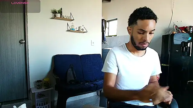 Snapshot of colinbrown chatting on 01.17.26 colinbrown online show from 01.17.26