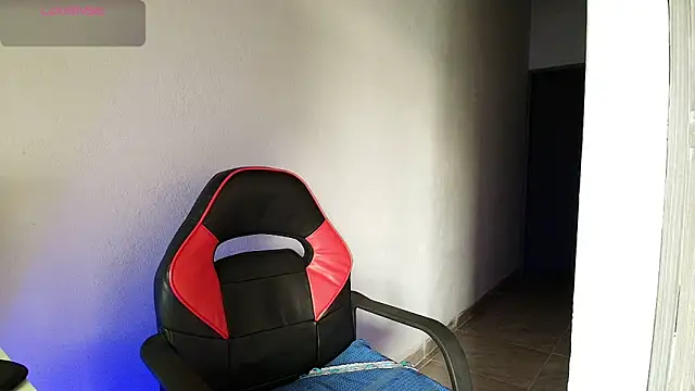 Snapshot of colinbrown chatting on 02.10.26 colinbrown online show from 02.10.26