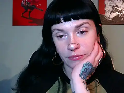 Marcelinegoddess online show from 01.04.25