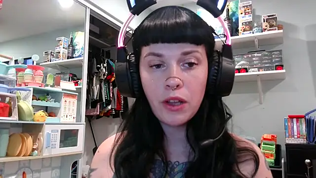 Marcelinegoddess online show from 02.12.25