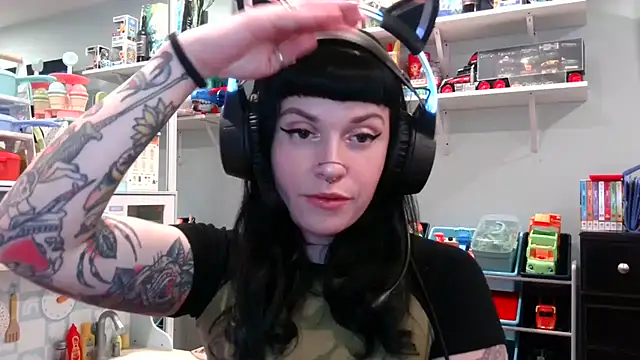 Marcelinegoddess online show from 02.15.25