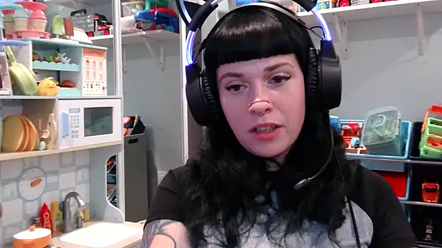 Marcelinegoddess online show from 02.19.25