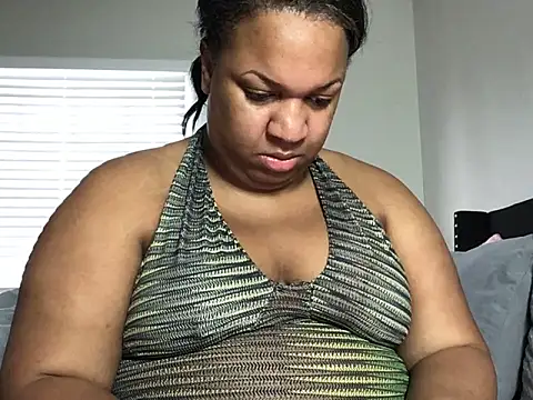 Snapshot of Badgirlbrittt chatting on 05.20.26 Badgirlbrittt online show from 05.20.26