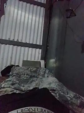 Snapshot of Algenis1232 chatting on 11.13.25 Algenis1232 online show from 11.13.25