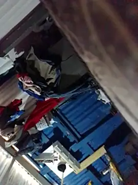 Snapshot of Algenis1232 chatting on 11.19.25 Algenis1232 online show from 11.19.25