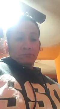 Snapshot of miicheele32 chatting on 02.01.25 miicheele32 online show from 02.01.25